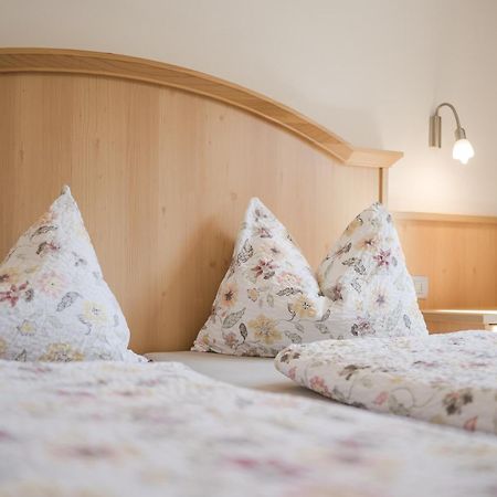 Residence Reisenschuh Випитено Екстериор снимка