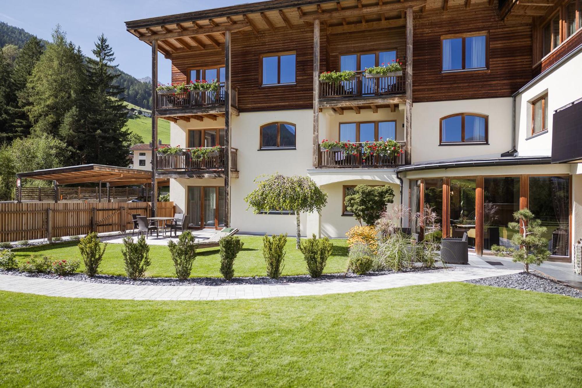 Residence Reisenschuh Випитено Екстериор снимка