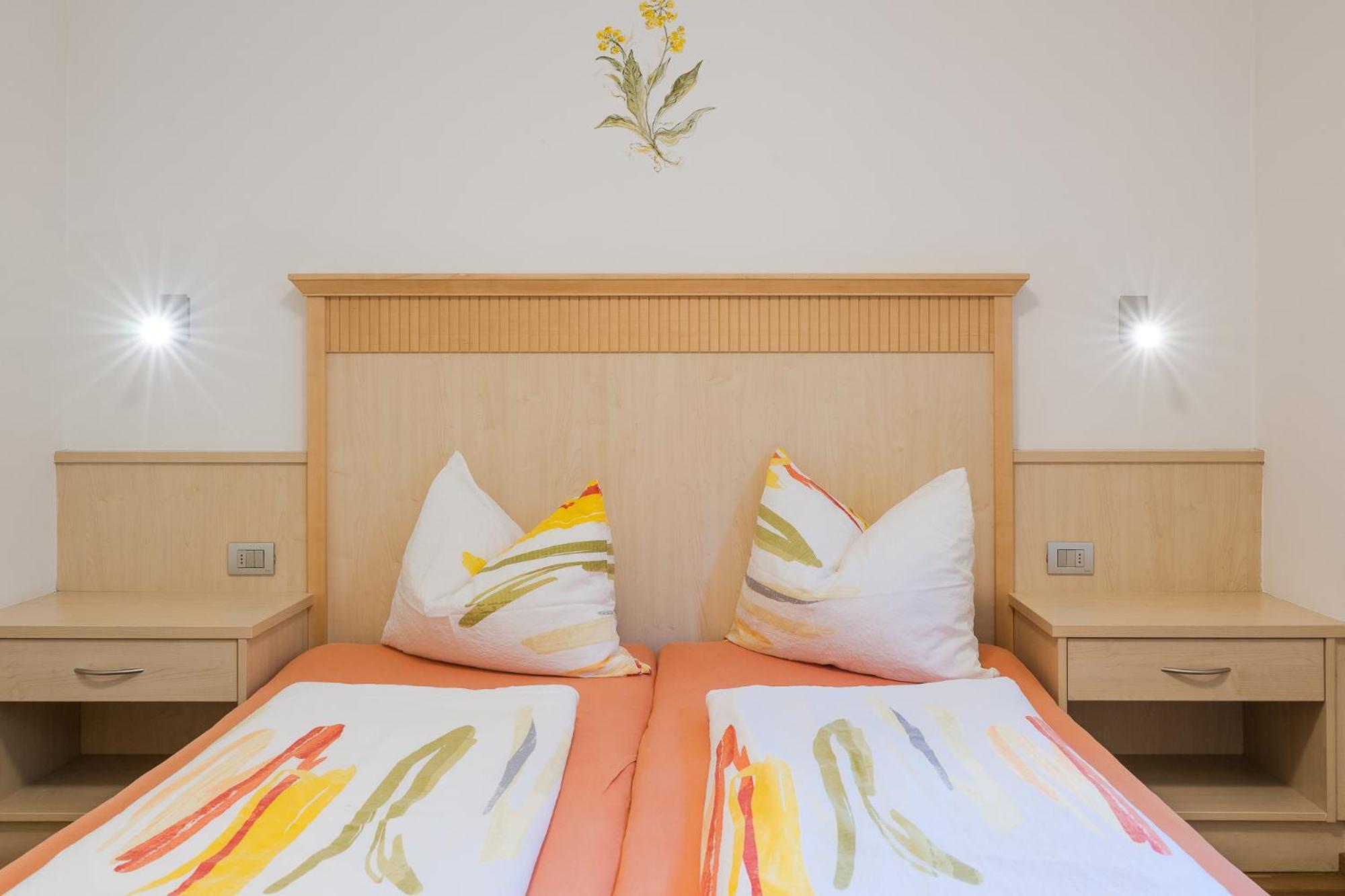 Residence Reisenschuh Випитено Екстериор снимка