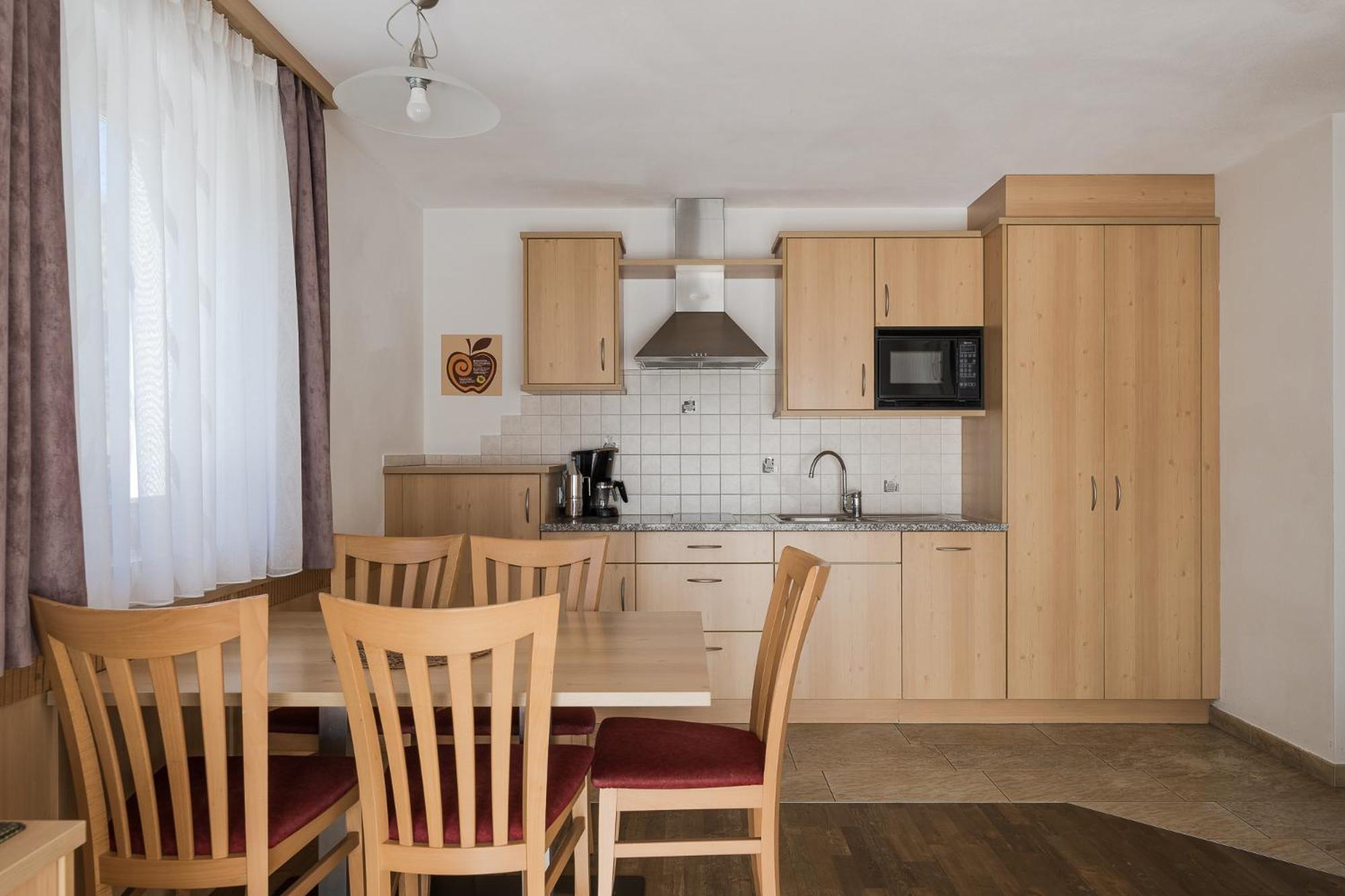 Residence Reisenschuh Випитено Екстериор снимка